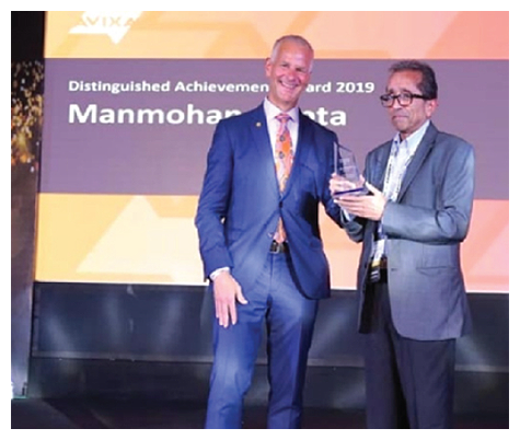 2019
Manmohan Gupta received the 2019 AVIXA Distinguished Achievement Award.